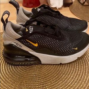 Nike Air 270 Sneakers